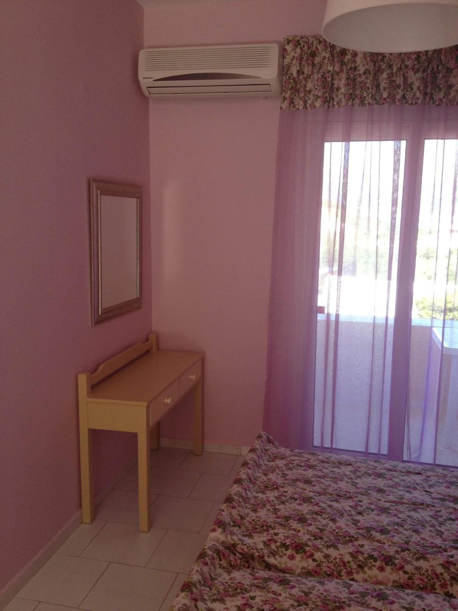 Erato1 Hotel ปลาเกียส ภายนอก รูปภาพ